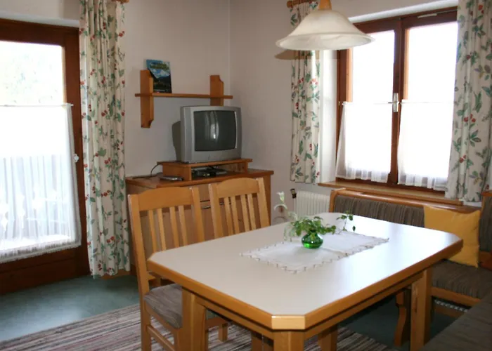 Bleisch Apartament *